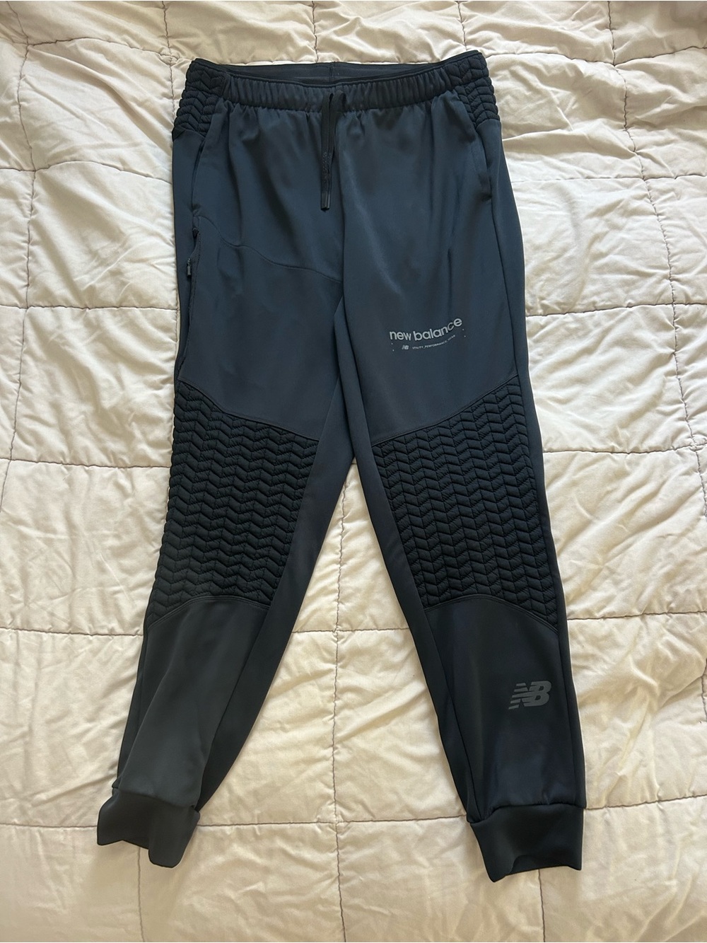 New Balance Kids Dark Gray Quilted Knee Joggers